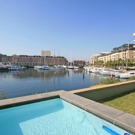 Outstanding V&A Marina Waterfront Apartment Cape Town Luaran gambar