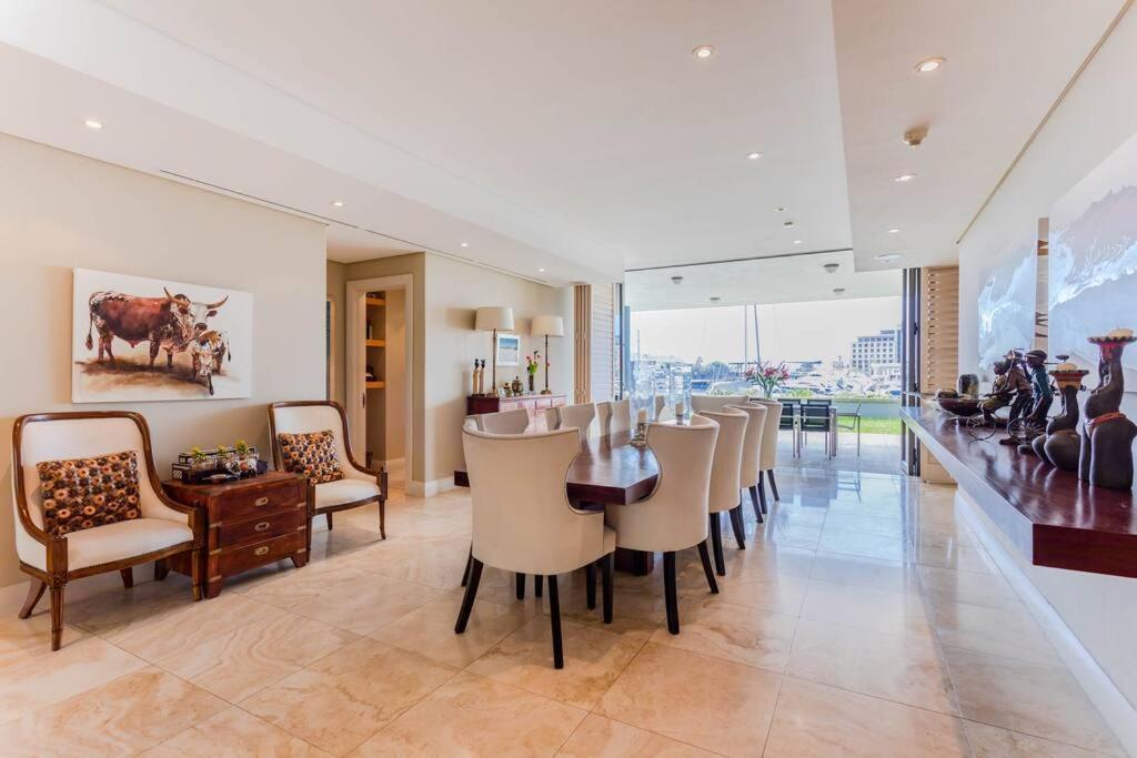 Outstanding V&A Marina Waterfront Apartment Cape Town Luaran gambar